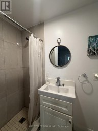 MAIN AND LOWER - 33 DALTON ROAD Toronto (Annex) Ontario photo 11