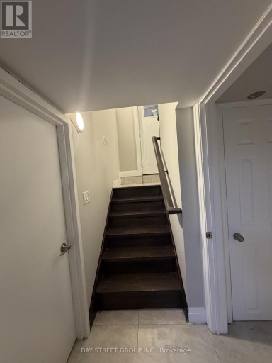 MAIN AND LOWER - 33 DALTON ROAD, Toronto (Annex), Ontario, M5R2Y8