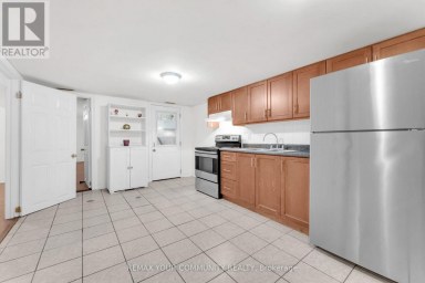 BSMT - 176 LISGAR STREET W Toronto (Little Portugal) Ontario photo 11
