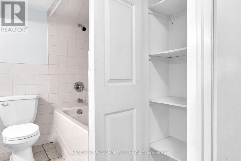 BSMT - 176 LISGAR STREET W, Toronto (Little Portugal), Ontario, M6J3G3