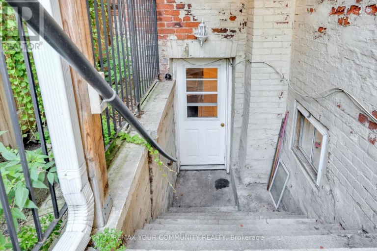 BSMT - 176 LISGAR STREET W, Toronto (Little Portugal), Ontario, M6J3G3