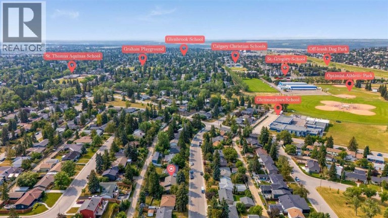 30 Gateway Drive SW, Calgary, Alberta, T3E4J7
