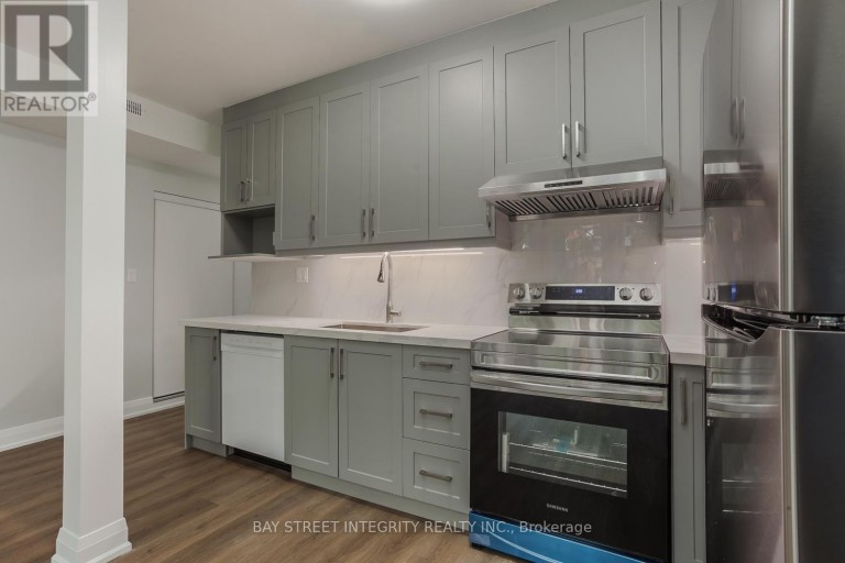 MAIN FLOOR - 19 D'ARCY STREET, Toronto (Kensington-Chinatown), Ontario, M5T1J8