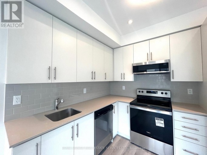18 - 3405 RIDGEWAY DRIVE E, Mississauga (Erin Mills), Ontario, L5L0B9