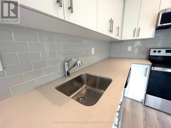 18 - 3405 RIDGEWAY DRIVE E Mississauga (Erin Mills) Ontario photo 4