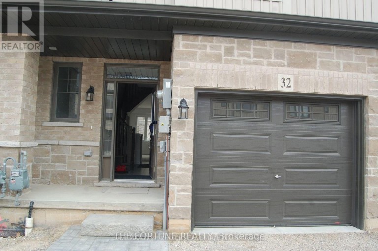 32 - 1 TOM BROWN DRIVE, Brant (Paris), Ontario, N3L0H8