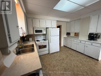 201 GRAND AVENUE Chatham-Kent (Chatham) Ontario photo 16