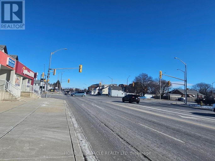 201 GRAND AVENUE, Chatham-Kent (Chatham), Ontario, N7L1C2