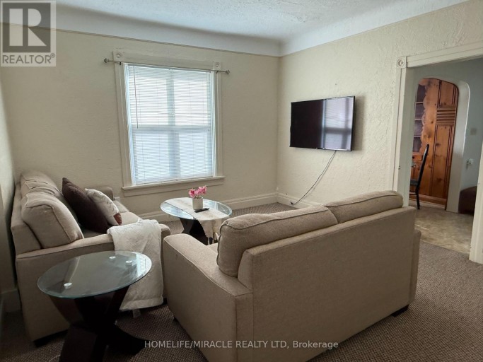 201 GRAND AVENUE, Chatham-Kent (Chatham), Ontario, N7L1C2