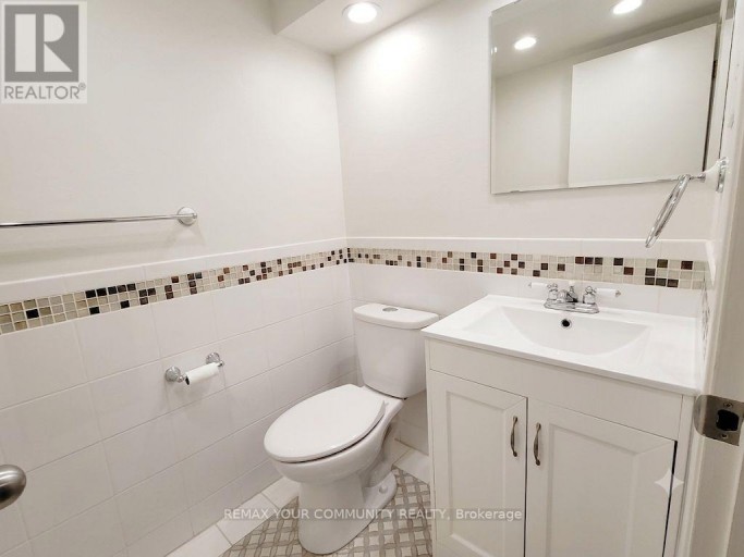 UPPER - 376 AGAR AVENUE, Bradford West Gwillimbury (Bradford), Ontario, L3Z1H5