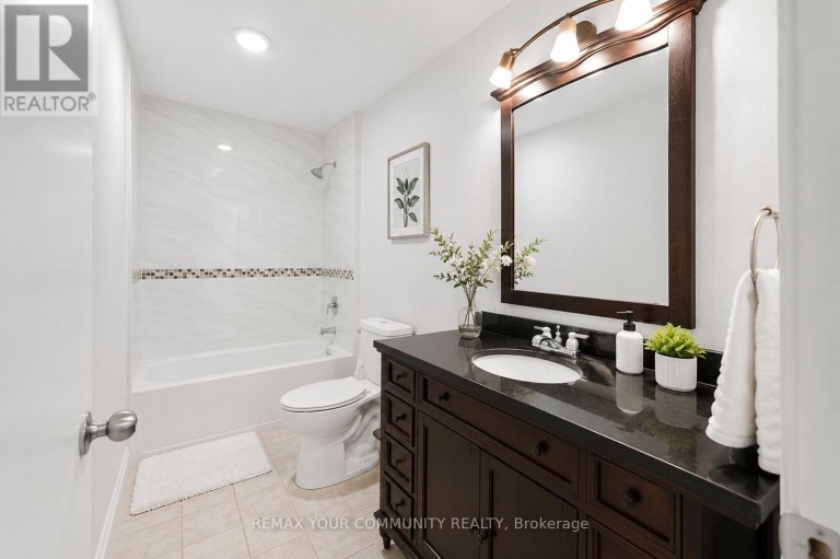 UPPER - 376 AGAR AVENUE, Bradford West Gwillimbury (Bradford), Ontario, L3Z1H5