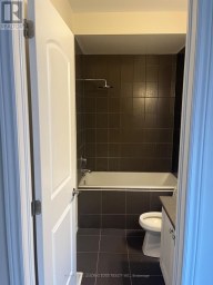 1 BDRM UPPER LEVEL - 23 BOLAND COURT Aurora Ontario photo 2