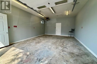 3 - 5 FERNDALE DRIVE N Barrie (400 North) Ontario photo 10