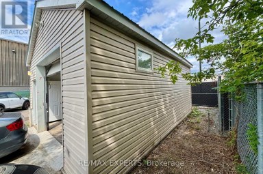 3 - 5 FERNDALE DRIVE N Barrie (400 North) Ontario photo 15
