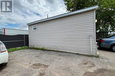 3 - 5 FERNDALE DRIVE N Barrie (400 North) Ontario photo 6