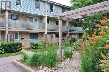 30 - 35 BRECKENRIDGE DRIVE Kitchener Ontario photo 2