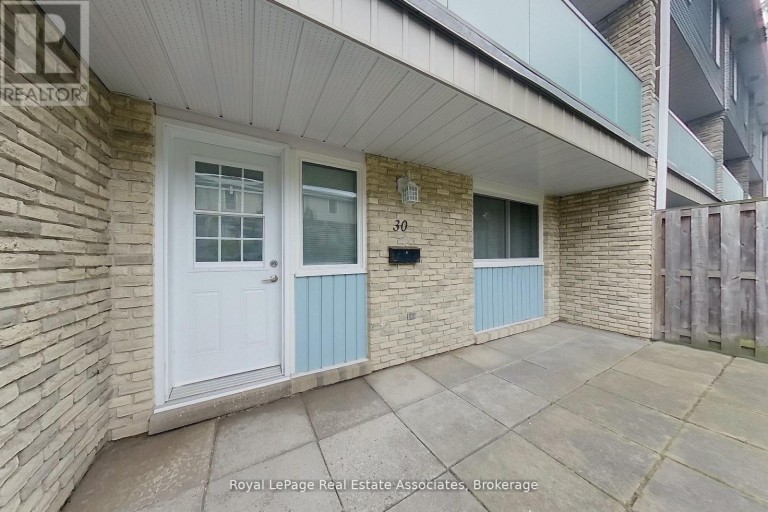 30 - 35 BRECKENRIDGE DRIVE, Kitchener, Ontario, N2B3H5