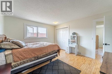 44 Templehill Drive NE Calgary Alberta photo 11
