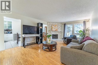 44 Templehill Drive NE Calgary Alberta photo 3