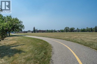 44 Templehill Drive NE Calgary Alberta photo 37