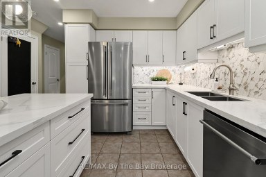 50 SILVER GLEN BOULEVARD Collingwood Ontario photo 8