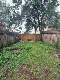 132 HAZELWOOD AVENUE Toronto (Blake-Jones) Ontario photo 2