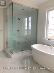 152 WILLIAM F BELL PARKWAY Richmond Hill Ontario photo 7