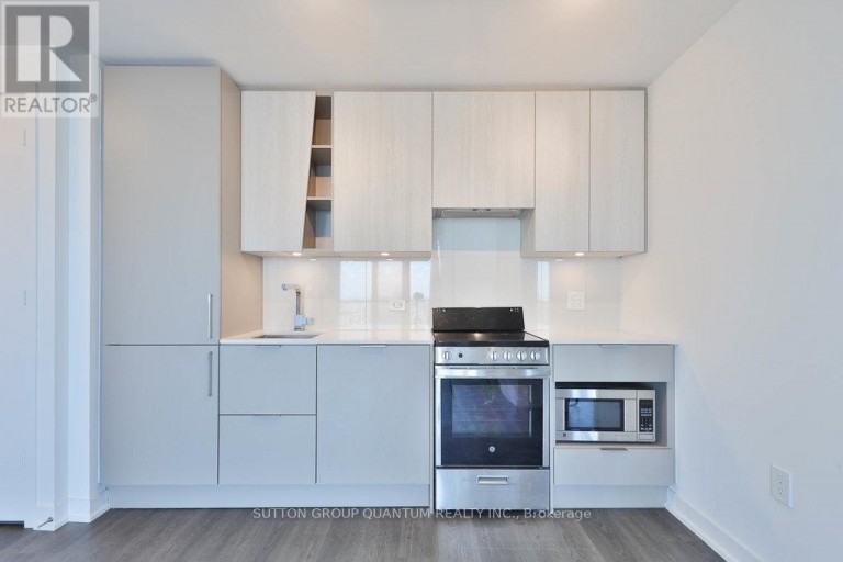4001 - 3900 CONFEDERATION PARKWAY, Mississauga (City Centre), Ontario, L5V0M3