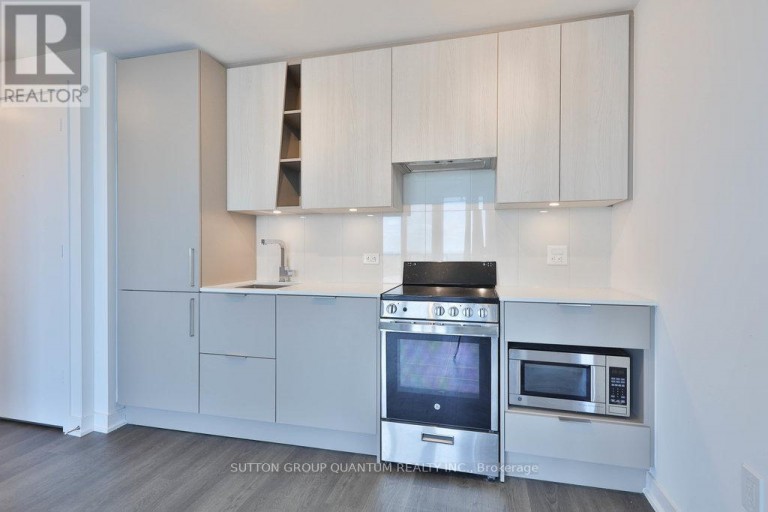 4001 - 3900 CONFEDERATION PARKWAY, Mississauga (City Centre), Ontario, L5V0M3