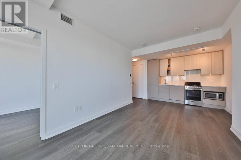 4001 - 3900 CONFEDERATION PARKWAY, Mississauga (City Centre), Ontario, L5V0M3