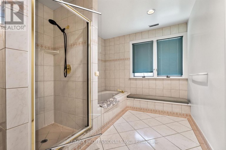 89 VALECREST DRIVE, Toronto (Edenbridge-Humber Valley), Ontario, M9A4P5