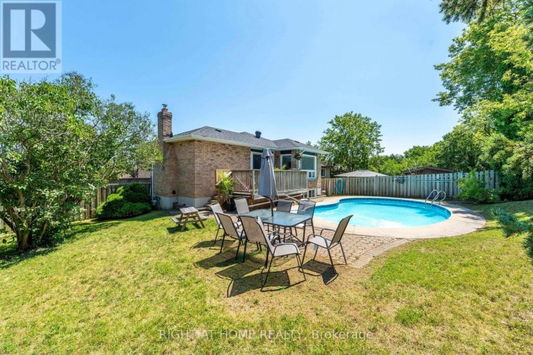 374 SALERNO STREET, Oshawa (McLaughlin), Ontario, L1J6W3