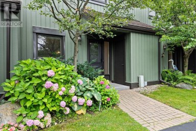156 ESCARPMENT CRESCENT Collingwood Ontario photo 2