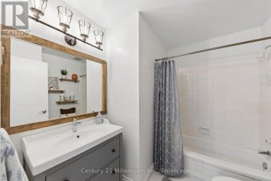 156 ESCARPMENT CRESCENT Collingwood Ontario photo 22