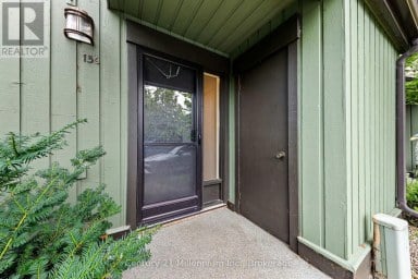 156 ESCARPMENT CRESCENT Collingwood Ontario photo 3
