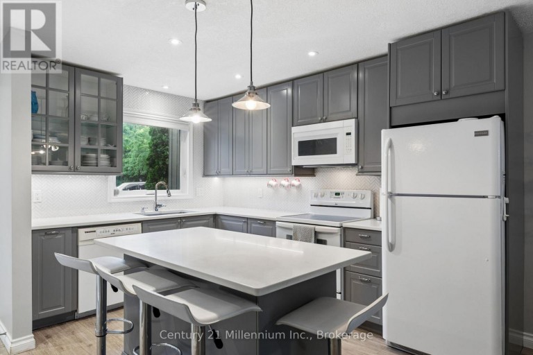 156 ESCARPMENT CRESCENT, Collingwood, Ontario, L9Y5B4