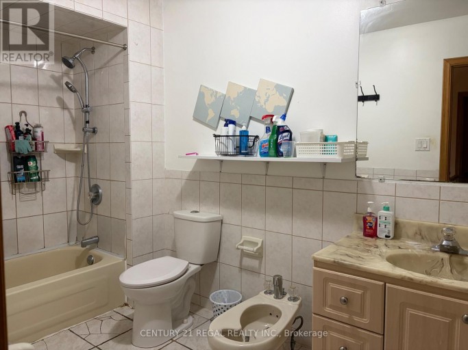 48 IANGROVE TERRACE, Toronto (L'Amoreaux), Ontario, M1W2H2