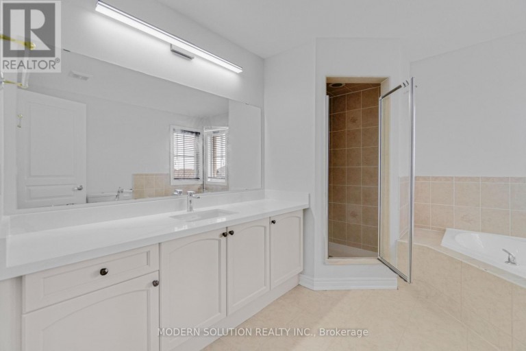 4 OVERHOLD CRESCENT, Richmond Hill (Jefferson), Ontario, L4E0L4
