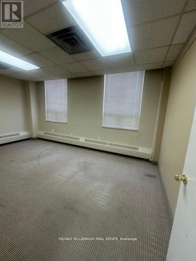 300 - 101 DUNDAS STREET W, Whitby (Downtown Whitby), Ontario, L1N2M2