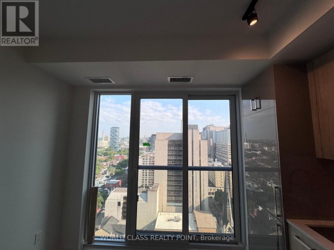 2012 - 280 DUNDAS STREET W, Toronto (University), Ontario, M5T0E3