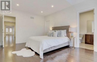 MASTER BEDROOM - 158 HURST AVENUE Vaughan (Patterson) Ontario photo 7