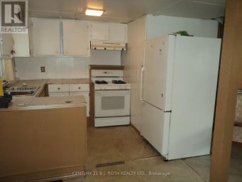 137 DUFFERIN STREET Orillia Ontario photo 22
