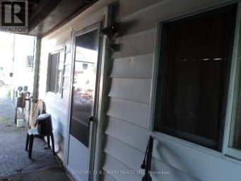 137 DUFFERIN STREET Orillia Ontario photo 7
