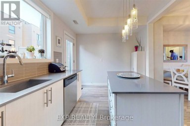 16 CAROLINE CARPENTER GROVE Toronto (Downsview-Roding-CFB) Ontario photo 13