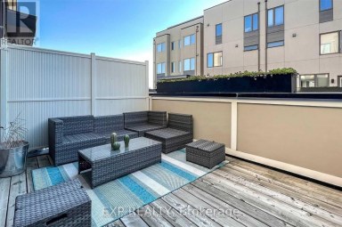 16 CAROLINE CARPENTER GROVE Toronto (Downsview-Roding-CFB) Ontario photo 14
