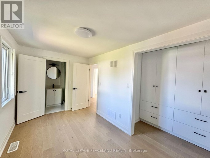 29 ROSITA CRESCENT, Toronto (Clairlea-Birchmount), Ontario, M1L1X7