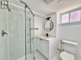 29 ROSITA CRESCENT Toronto (Clairlea-Birchmount) Ontario photo 16