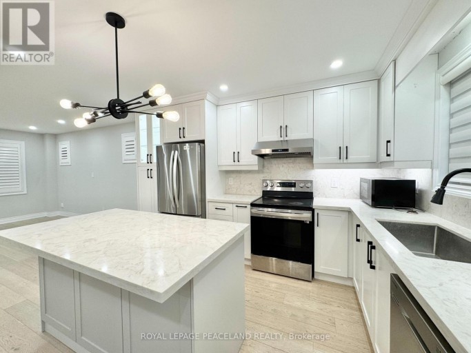 47 CHAMBERLAIN AVENUE, Toronto (Briar Hill-Belgravia), Ontario, M6E4J9