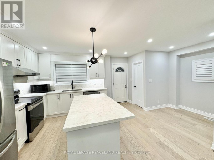 47 CHAMBERLAIN AVENUE, Toronto (Briar Hill-Belgravia), Ontario, M6E4J9