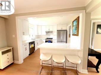 46 BOWERBANK DRIVE Toronto (Newtonbrook East) Ontario photo 6